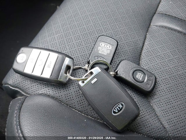 KIA OPTIMA EX 2016 5XXGU4L31GG009248 Image 11
