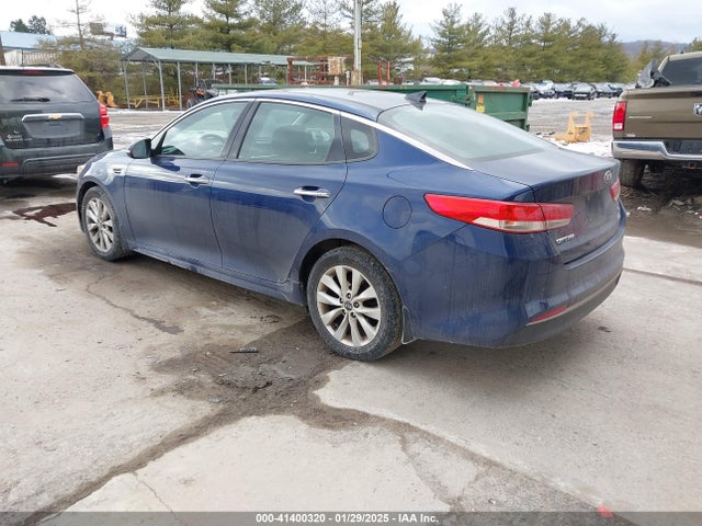 KIA OPTIMA EX 2016 5XXGU4L31GG009248 Image 3
