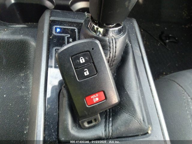 3TMCZ5AN3JM179921 Toyota Tacoma Trd Off Road