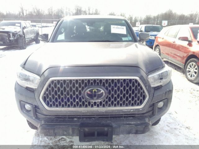 3TMCZ5AN3JM179921 Toyota Tacoma Trd Off Road