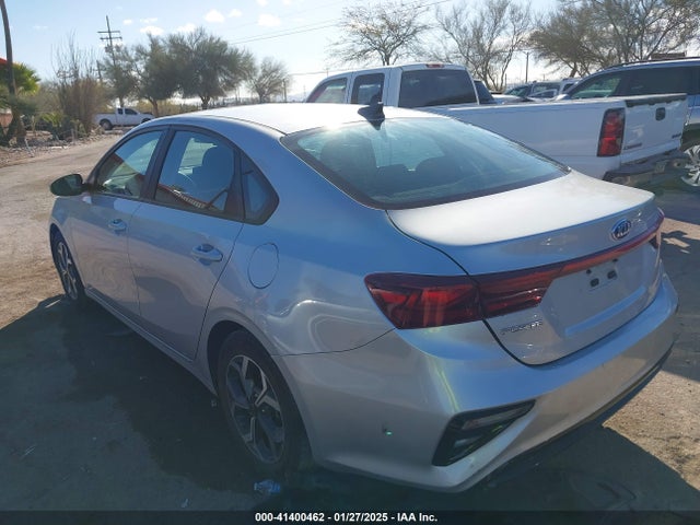 3KPF24AD1LE242126 KIA Forte Lxs