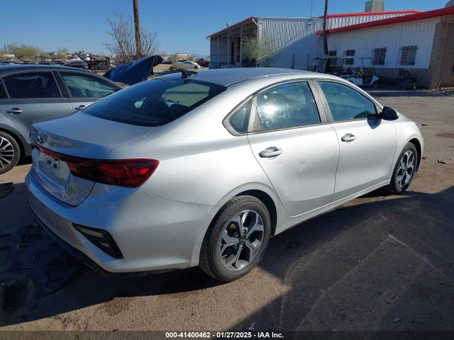 3KPF24AD1LE242126 KIA Forte Lxs