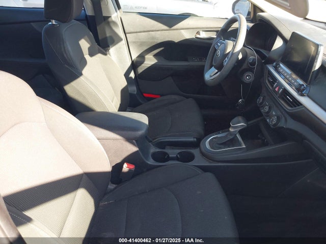 3KPF24AD1LE242126 KIA Forte Lxs