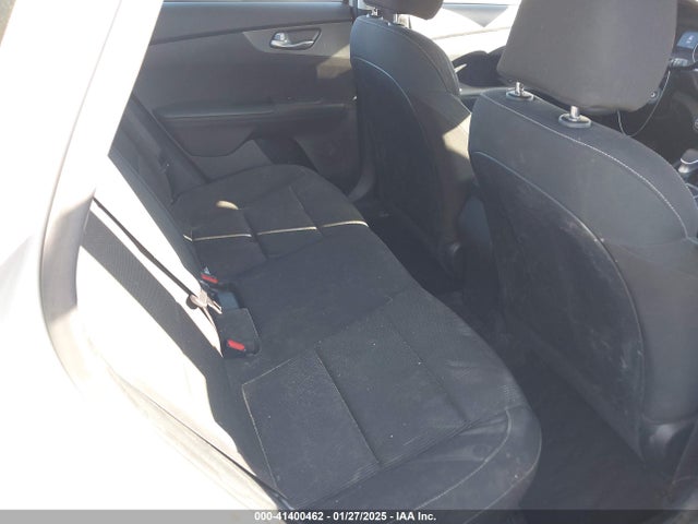 3KPF24AD1LE242126 KIA Forte Lxs