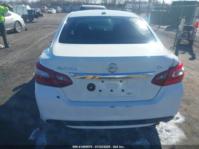 1N4AL3AP9JC181033 Nissan Altima 2.5 Sl