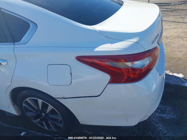 1N4AL3AP9JC181033 Nissan Altima 2.5 Sl