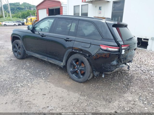 2023 JEEP GRAND CHEROKEE 1C4RJHBG1PC666631 Photo 2