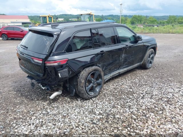 2023 JEEP GRAND CHEROKEE 1C4RJHBG1PC666631 Photo 3
