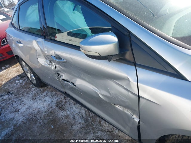 Ford FOCUS SE 2014 1FADP3F29EL106594 Image 6