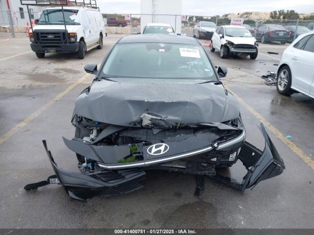 KMHLM4DGXRU789937 Hyundai ELANTRA SEL