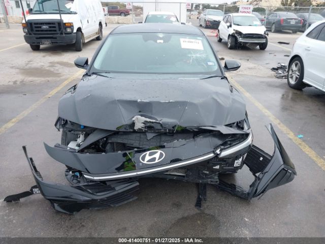 KMHLM4DGXRU789937 Hyundai ELANTRA SEL