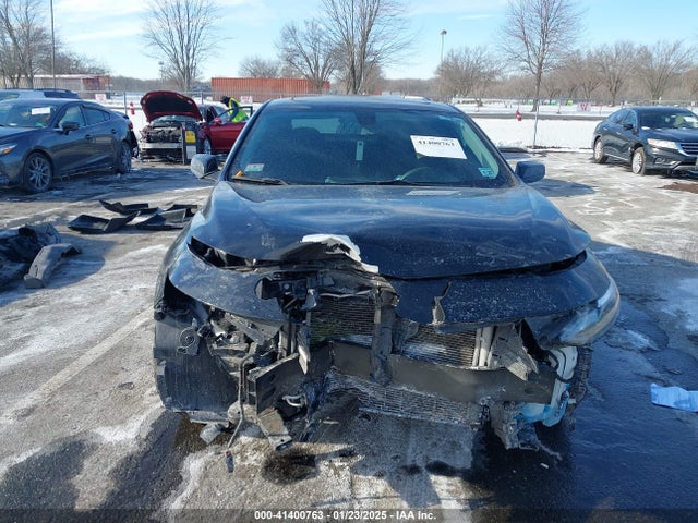 1G1ZD5ST9NF175909 Chevrolet Malibu Fwd Lt