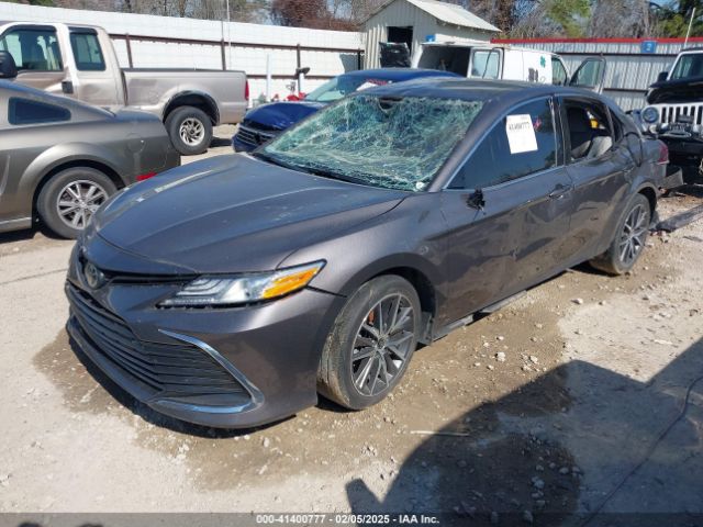 4T1F11AK5MU610094 Toyota CAMRY XLE