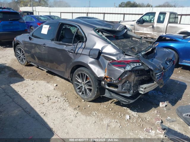 4T1F11AK5MU610094 Toyota CAMRY XLE