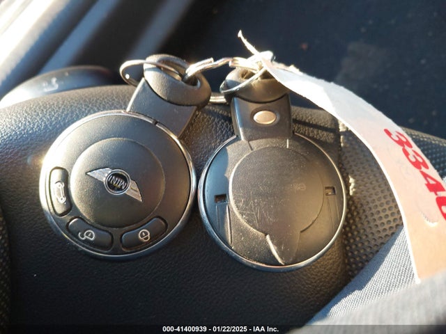 2012 MINI COOPER S WMWSV3C56CTY18853 Photo 10