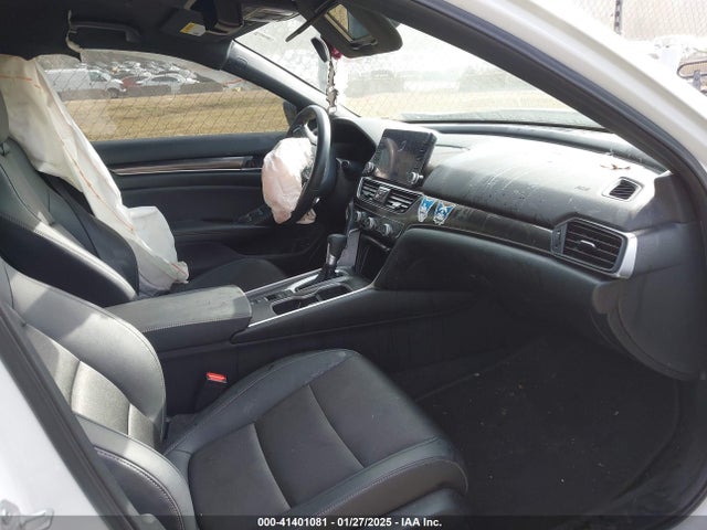 1HGCV1F33NA105592 Honda Accord Sport