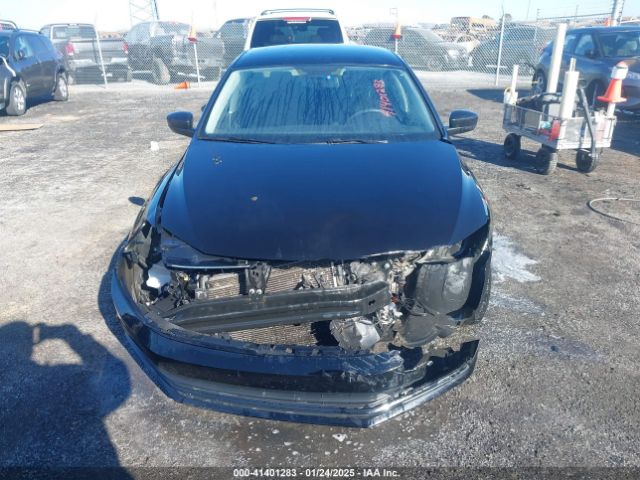 3VW167AJ4GM242457 Volkswagen Jetta 1.4t S