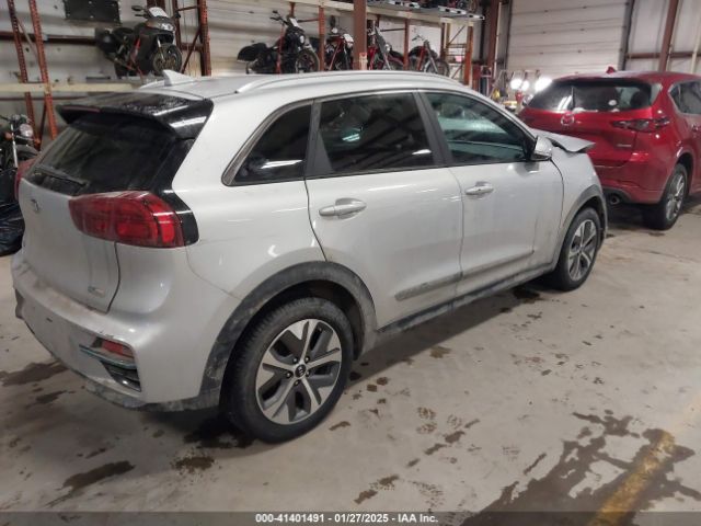 KNDCE3LG8M5103667 KIA Niro Ev Ex Premium