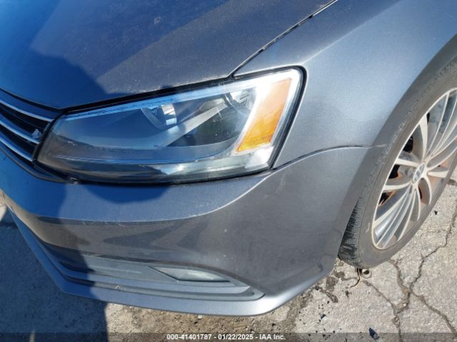 3VWD17AJ2GM287280 Volkswagen Jetta 1.8t Sport