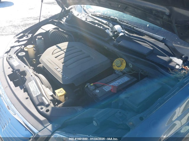 2C4RC1AG7FR675214 Chrysler Town & Country Lx