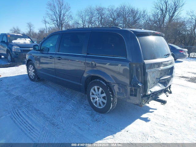 2C4RC1AG7FR675214 Chrysler Town & Country Lx