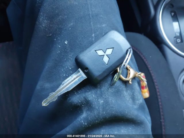 JA4AP3AUXHZ043376 Mitsubishi Outlander Sport 2.0 Es/2.0 Le