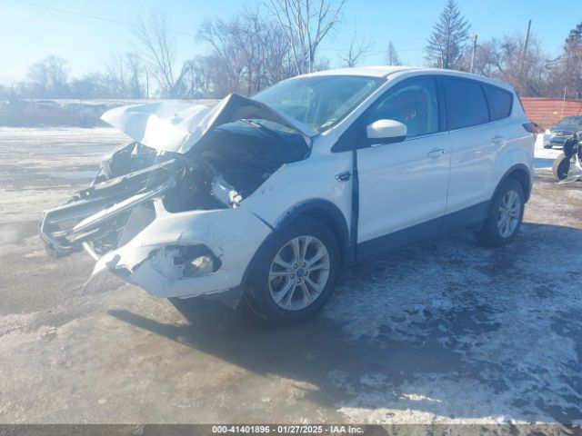 1FMCU9GD3KUC24904 Ford ESCAPE SE