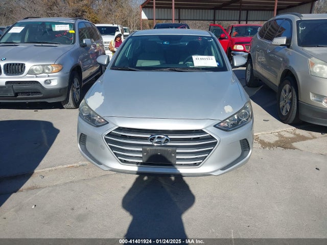 Hyundai ELANTRA SE 2017 KMHD74LFXHU403276 Image 12