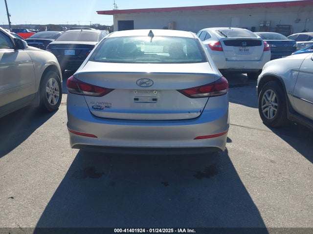 Hyundai ELANTRA SE 2017 KMHD74LFXHU403276 Image 16