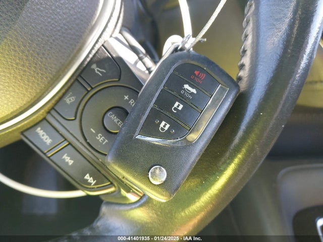 Toyota COROLLA SE 2021 5YFS4MCE8MP077481 Image 11