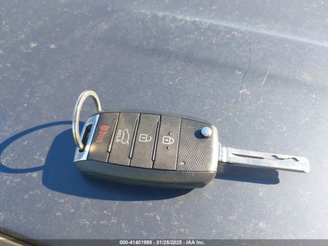 KNDJX3A53G7259837 KIA Soul !