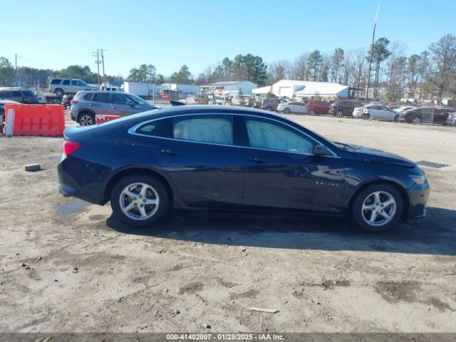 1G1ZC5ST5HF263220 Chevrolet Malibu 1fl