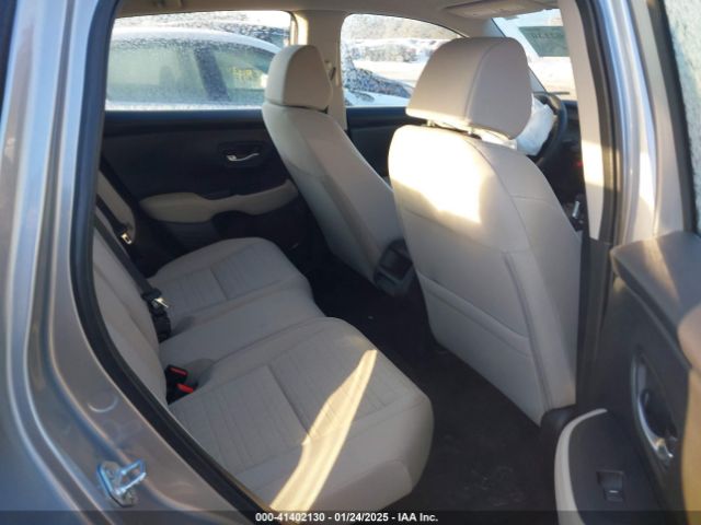3CZRZ2H34RM768480 Honda Hr-v Awd Lx