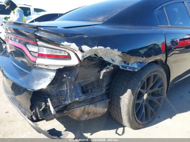 2C3CDXHG9JH281387 Dodge Charger Sxt Plus Rwd
