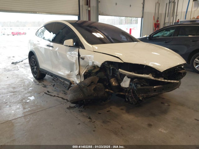 2016 TESLA MODEL X 5YJXCAE45GF003673 Photo 0