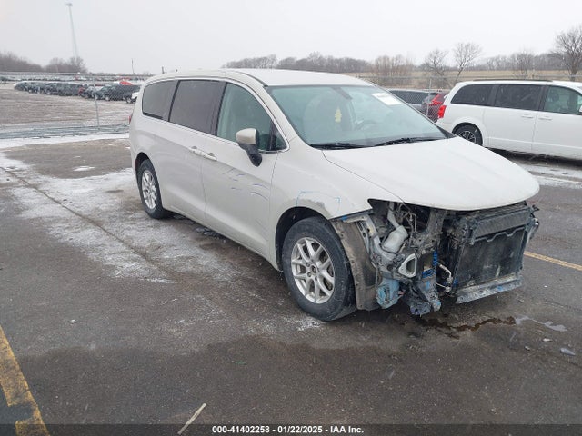 Chrysler Pacifica Touring 2017 2C4RC1DG3HR578817 Image 18