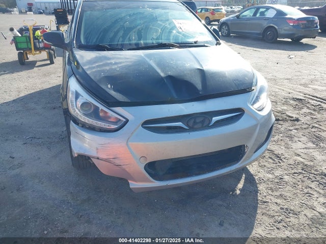 KMHCU5AE3EU142184 Hyundai ACCENT SE