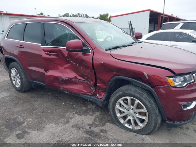 1C4RJEAG0NC128094 Jeep Grand Cherokee Wk Laredo E 4x2