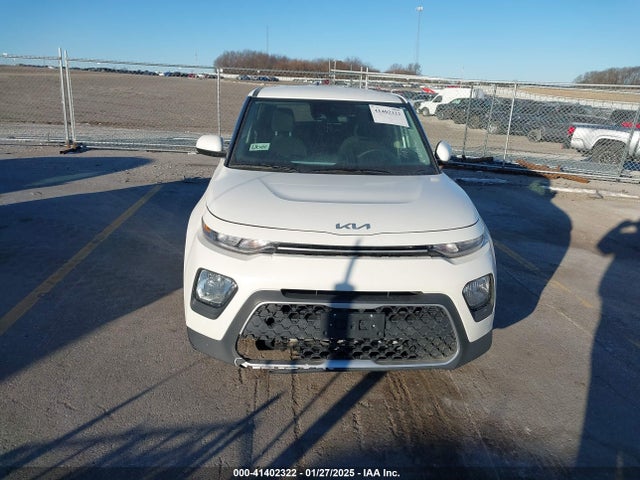 KIA SOUL LX 2022 KNDJ23AU9N7177615 Image 12