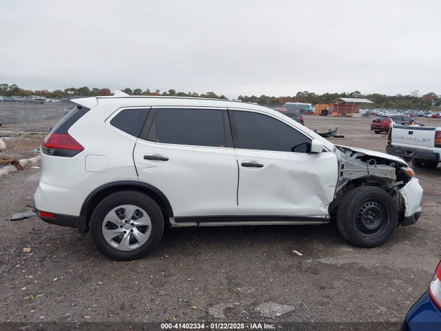 Nissan ROGUE S 2018 5N1AT2MT0JC720423 Image 14