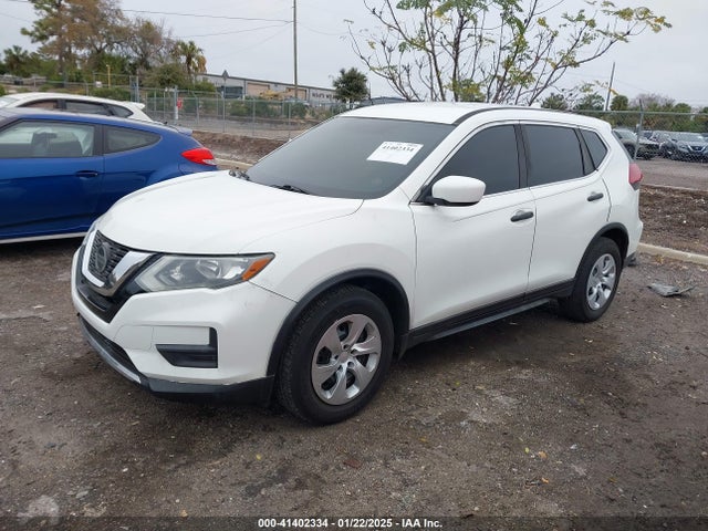 Nissan ROGUE S 2018 5N1AT2MT0JC720423 Image 2