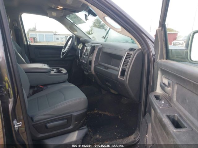 1C6RR7KT6HS699333 RAM 1500 Tradesman  4x4 5'7 Box
