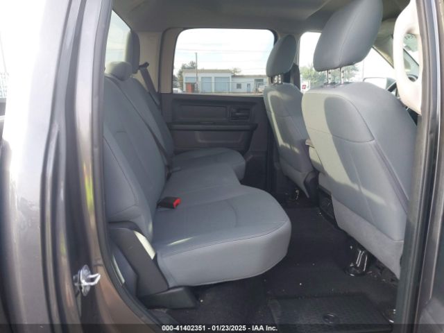 1C6RR7KT6HS699333 RAM 1500 Tradesman  4x4 5'7 Box