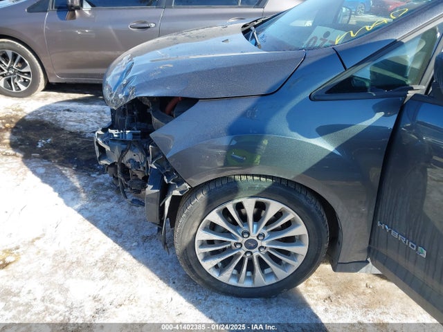1FADP5AU2HL118689 Ford C-max Hybrid Se