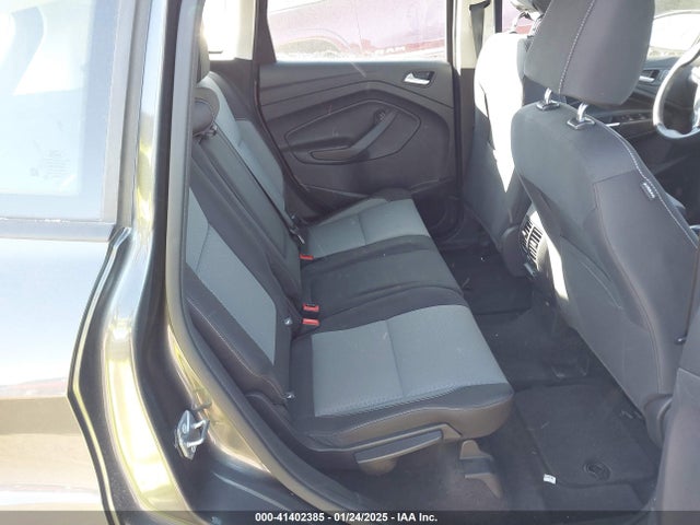 1FADP5AU2HL118689 Ford C-max Hybrid Se