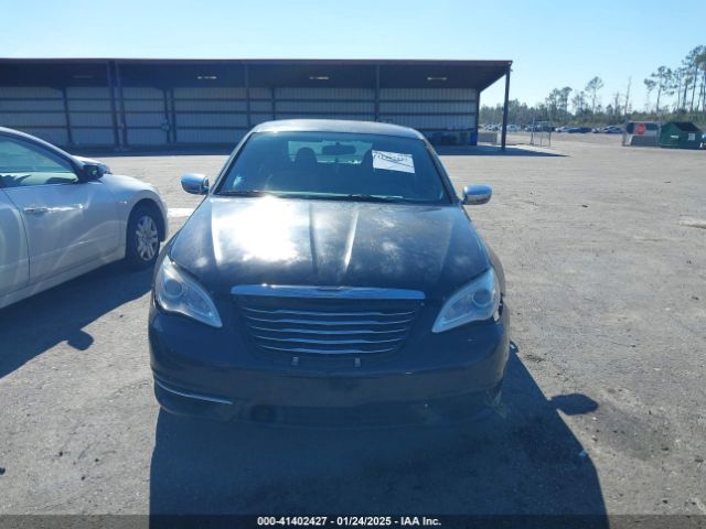 1C3CCBAB0EN168459 Chrysler 200 LX