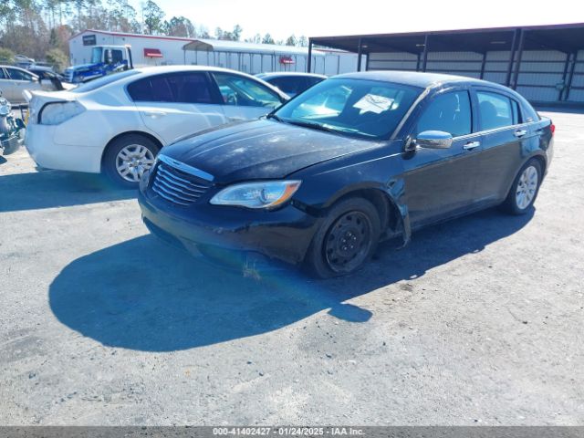 1C3CCBAB0EN168459 Chrysler 200 LX