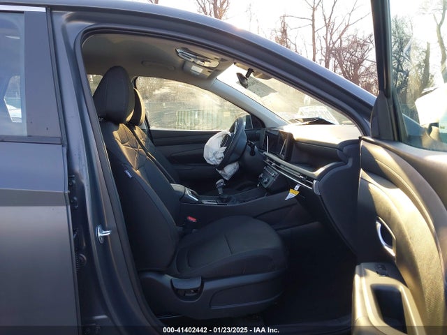 5NMJACDE9SH489400 Hyundai TUCSON SE
