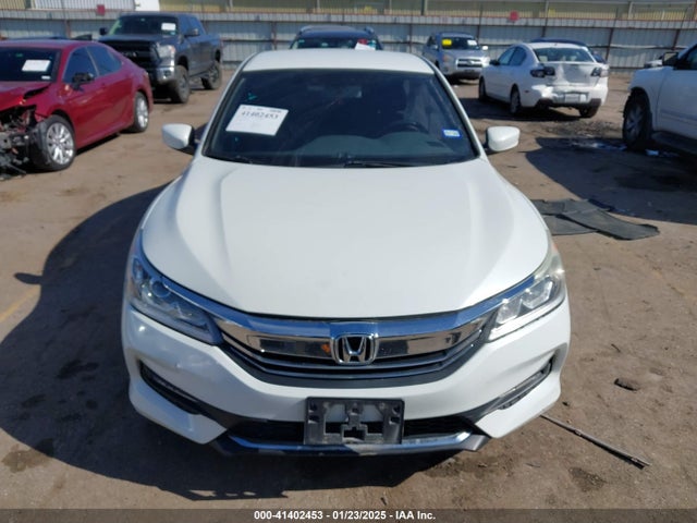 1HGCR2F53HA054157 Honda Accord Sport