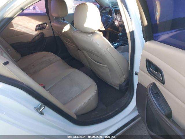 1G11C5SA6GF149737 Chevrolet Malibu Limited Lt